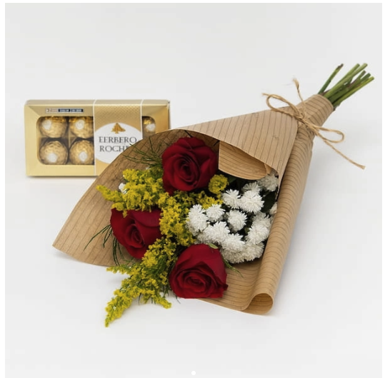 Buquê Com 3 Rosas Vermelhas, Áster E Chocolates Ferrero Rocher